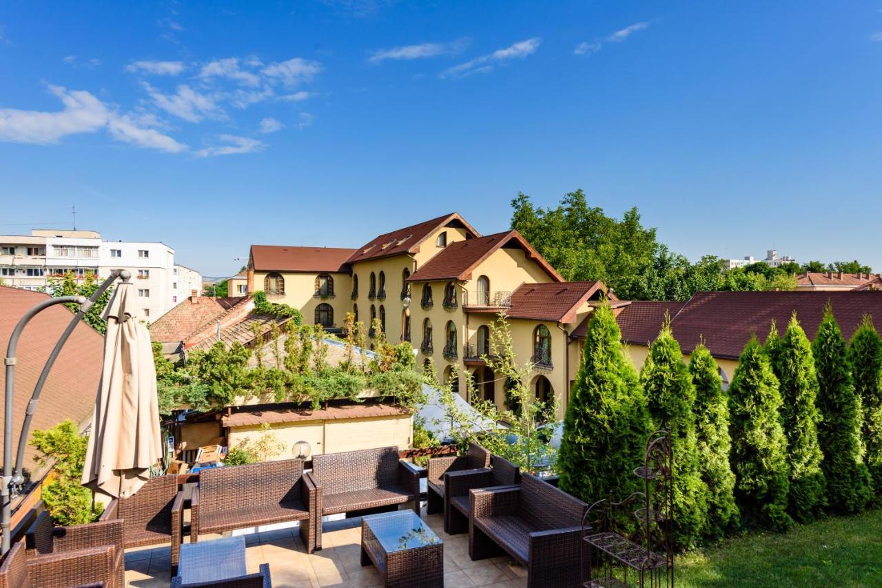 Pension Passion Targu Mures Luaran gambar